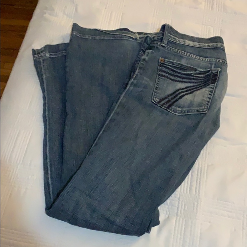 7 for all Mankind